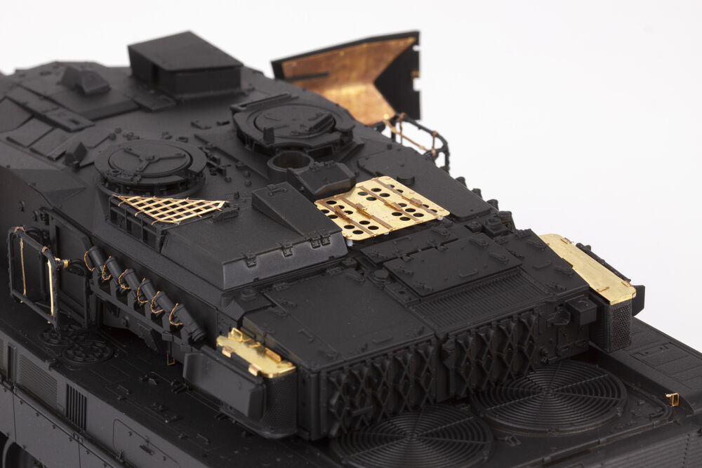 Leopard 2 A7V  TAMIYA