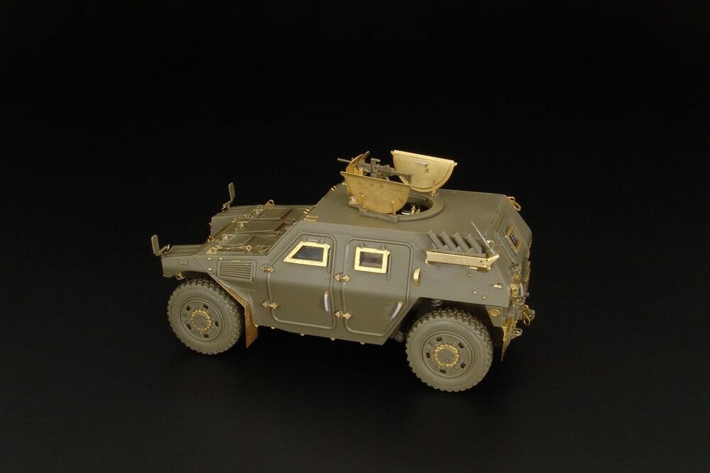 JGSDF Komatsu LAV (Tamiya)