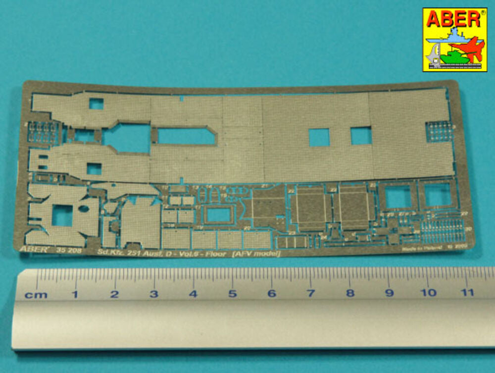 Sd.Kfz.251/1 Ausf.D Vol.6.-Additional set Floor cz.6-pod?oga