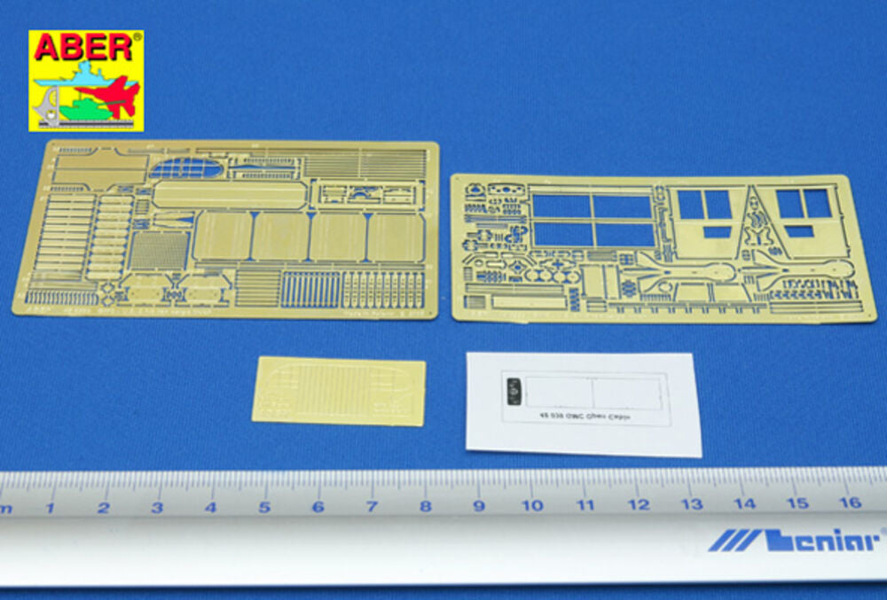 Mascot for the F-14 Tomcat-90mm