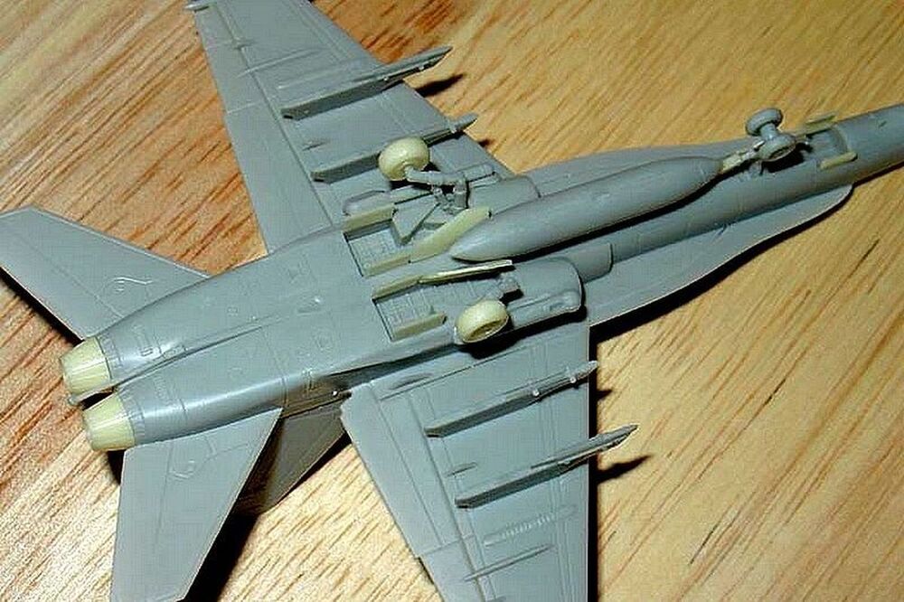 F/A-18C (Revell)