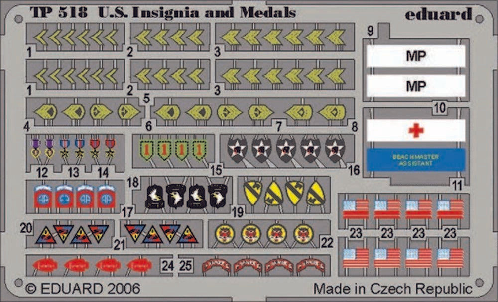 US insignia and medals WWII