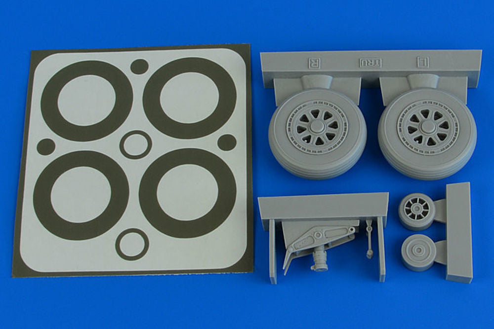 A1H Skyraider wheels & paint masks for Trumpeter