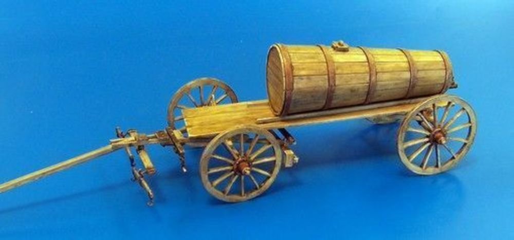 Hay wagon with wooden tank