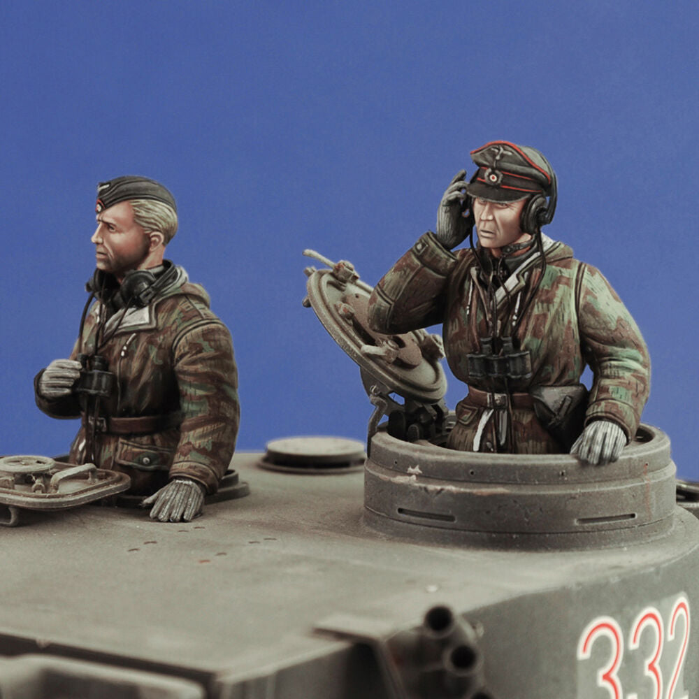 German tank crew in winter dress - WWII