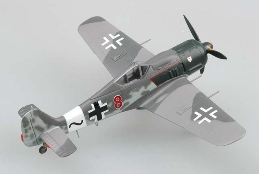 FW190A-8 Red 8 IV./JG3, Uffz. W. Max.