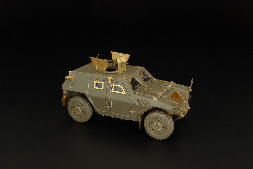 JGSDF Komatsu LAV (Tamiya)