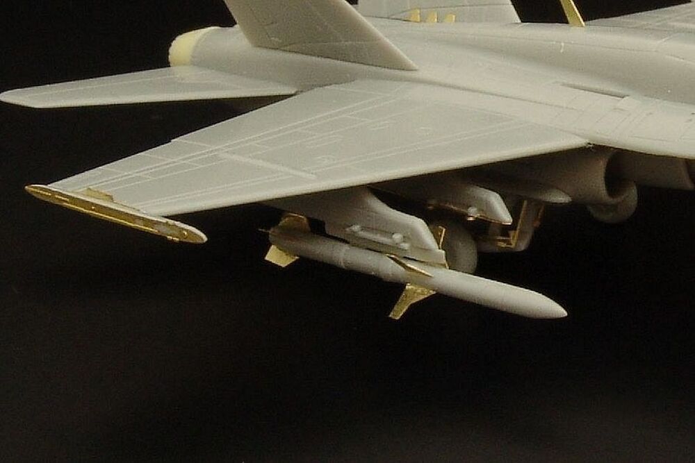 F-A-18C (Revell)