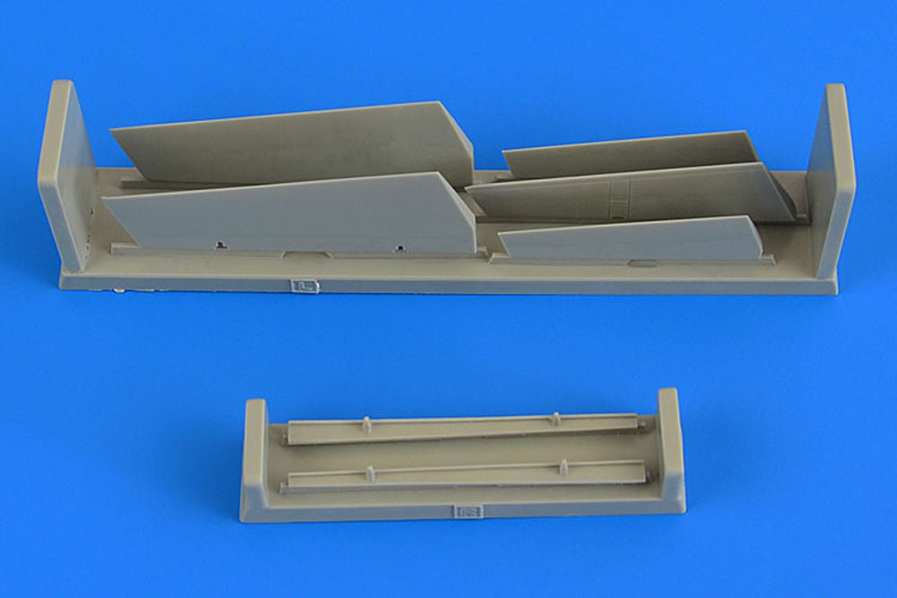 A-7 Corsair II control surfaces f.FUJIMI