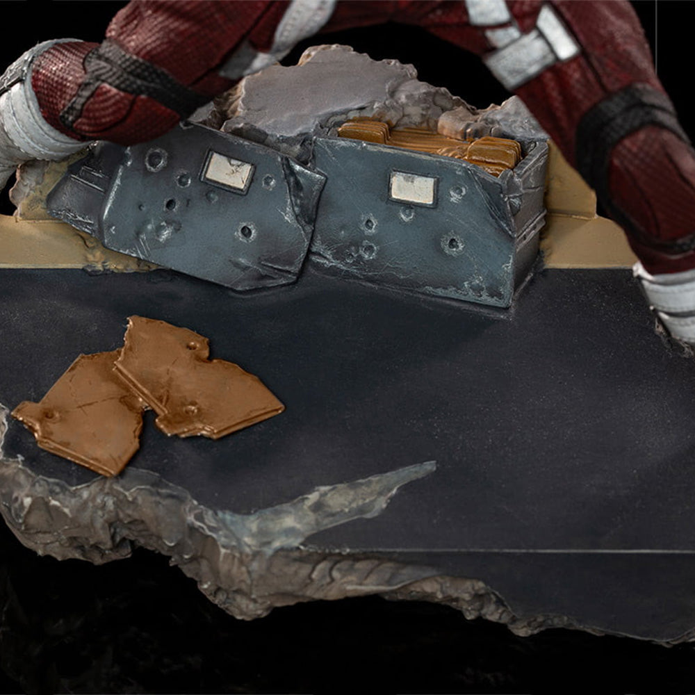 Iron Studios Black Widow - Red Guardian Statue Art Scale 1/10