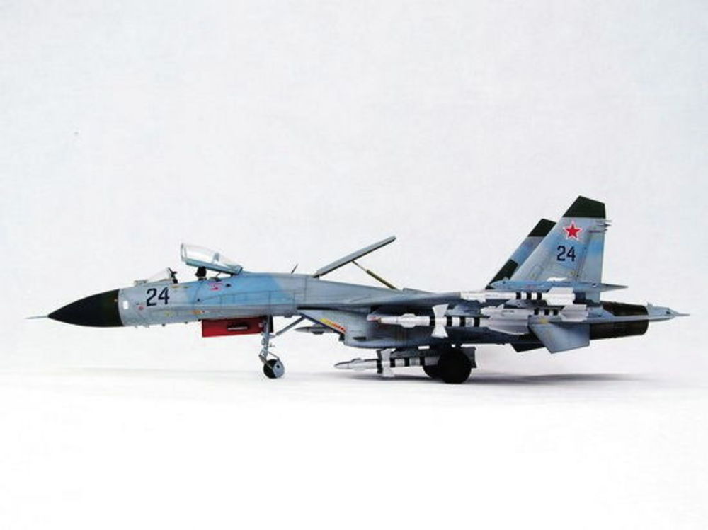 Sukhoi Su-27 Flanker B