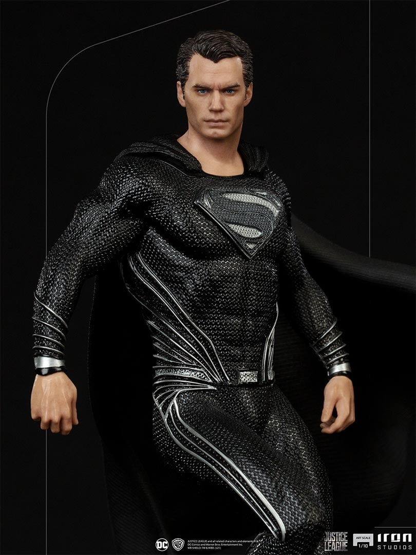 Iron Studios Zack Snyder's Justice League - Superman Black Suit Statue Art Scale 1/10