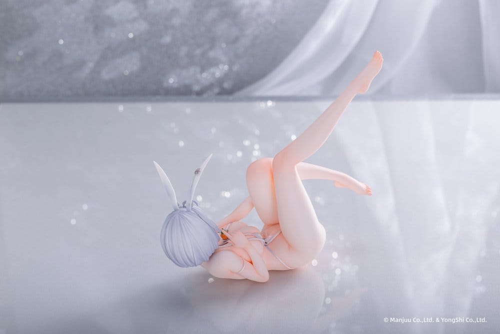 Azur Lane PVC Figure 1/6 Sirius Rabbit of Paradise Ver. 27 cm