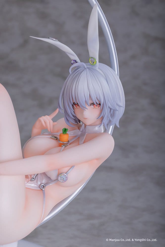 Azur Lane PVC Figure 1/6 Sirius Rabbit of Paradise Ver. 27 cm