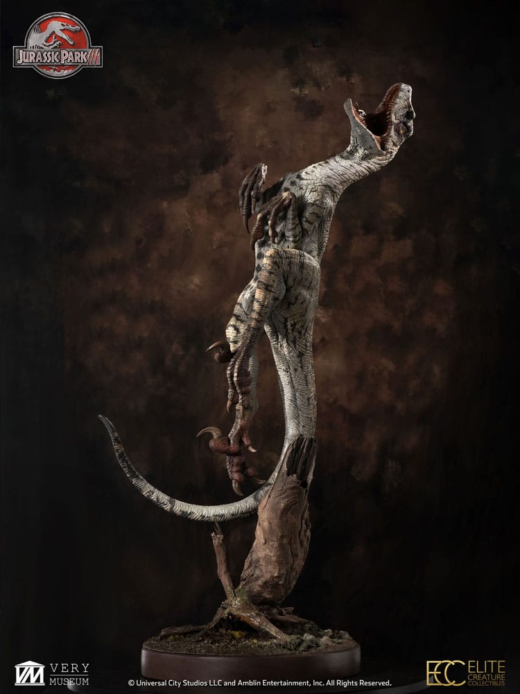 Jurassic Park III Maquette 1/4 Female Velociraptor White Queen 103 cm