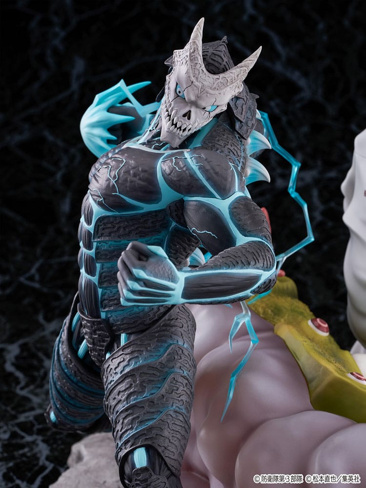 Kaiju No.8 SHIBUYA SCRAMBLE FIGURE PVC Statue 1/7 Kaiju No.8 & Kafka Hibino 29 cm