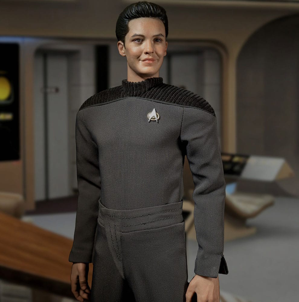 Star Trek: The Next Generation Action Figure 1/6 Wesley Crusher 30 cm