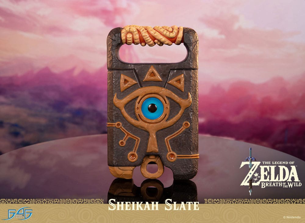 The Legend of Zelda: Breath of the Wild  Life Size Statue 1/1 Sheikah Slate 24 cm