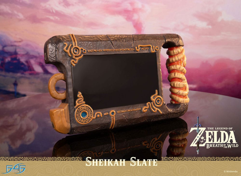 The Legend of Zelda: Breath of the Wild  Life Size Statue 1/1 Sheikah Slate 24 cm