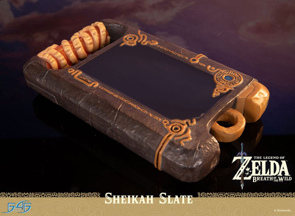 The Legend of Zelda: Breath of the Wild  Life Size Statue 1/1 Sheikah Slate 24 cm