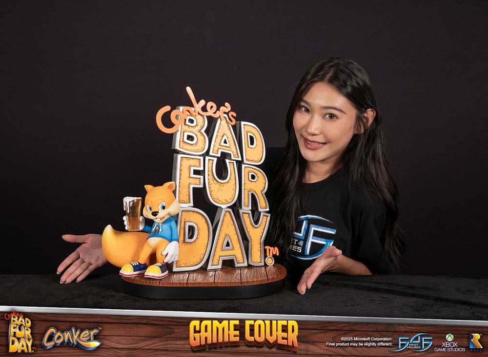 Conker´s Bad Fur Day Statue Game Cover Exclusive Edition 45 cm