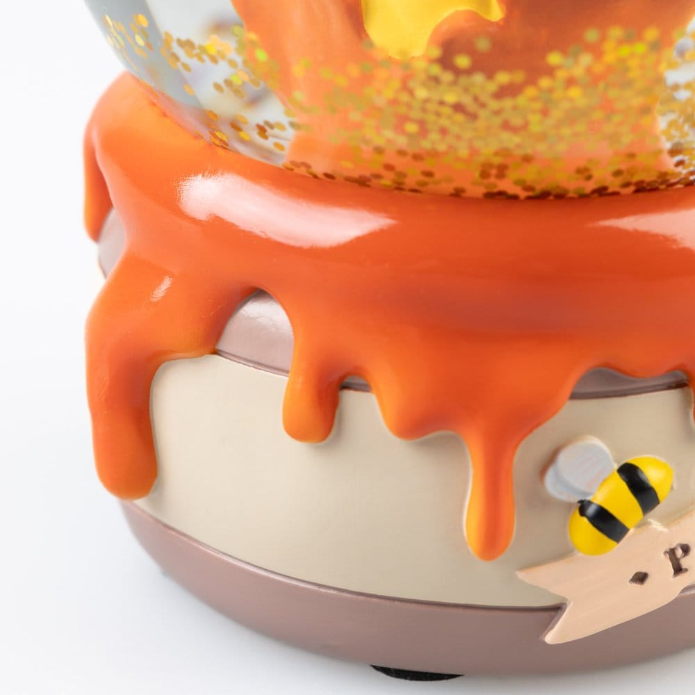 Disney Winnie the Pooh Snow Globe 10 cm