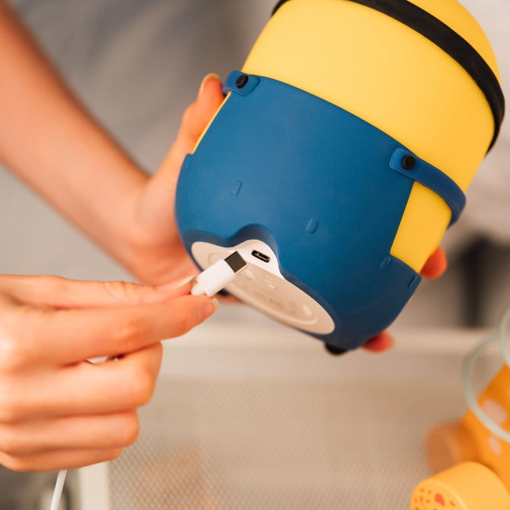 Minions Squishy Lamp