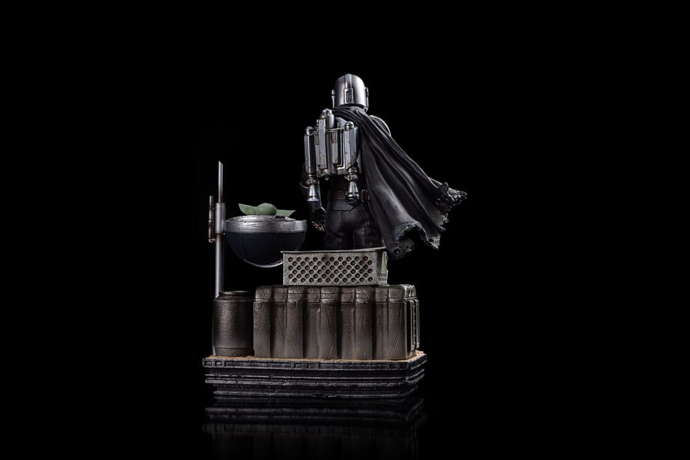 Star Wars The Mandalorian Scale Statue 1/10 Din Djarin and Din Grogu 21 cm