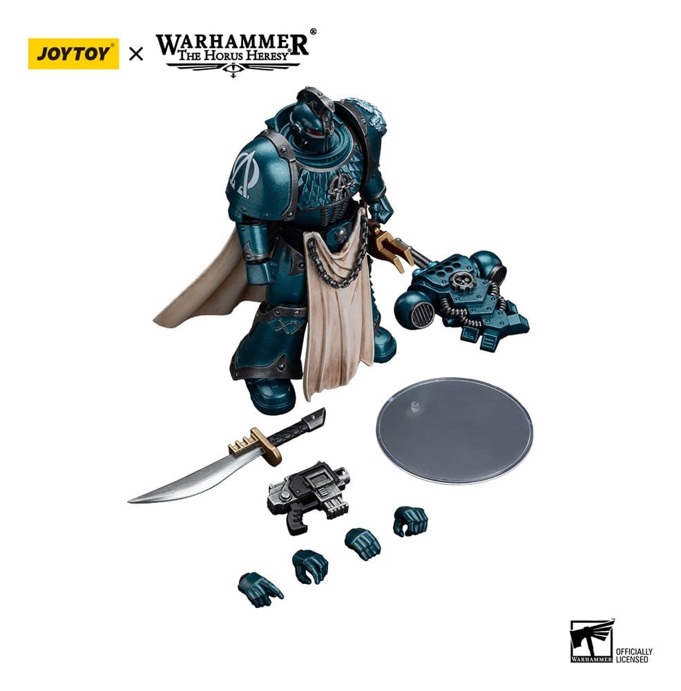 Warhammer The Horus Heresy Action Figure Alpha Legion Praetor with Power Sword 20 cm