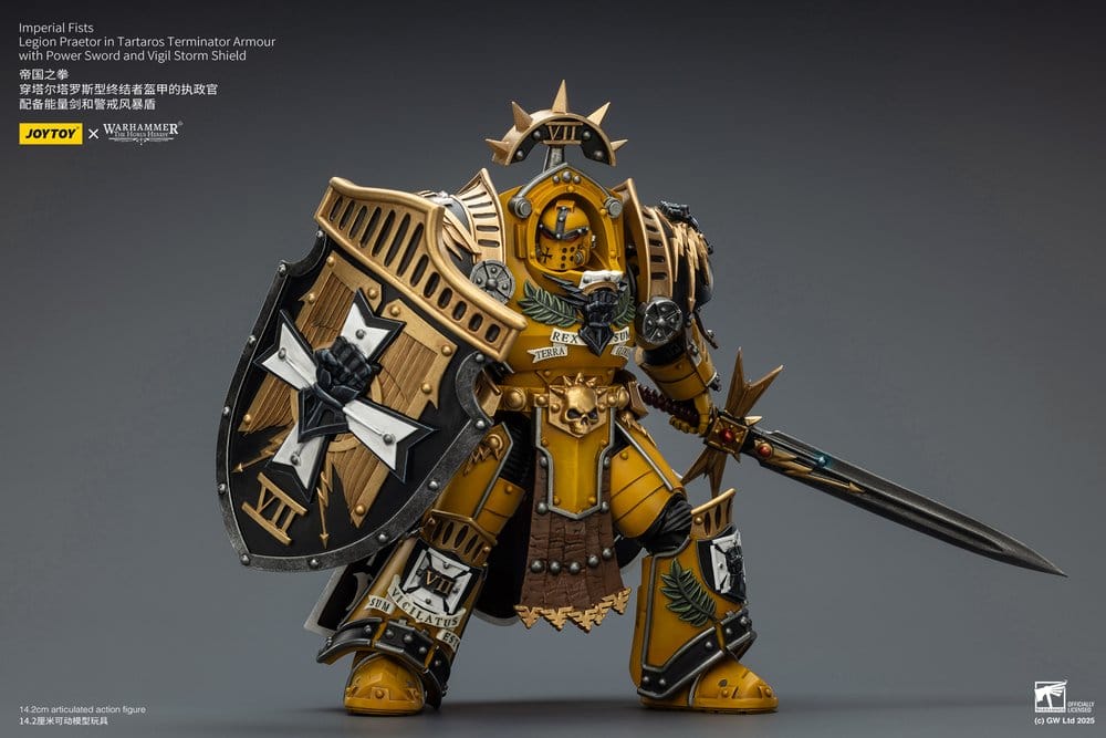 Warhammer Imperial Fists Action Figure Legion Praetor in Tartaros Terminator Armour with Power Sword and Vigil Storm Shield 14 cm