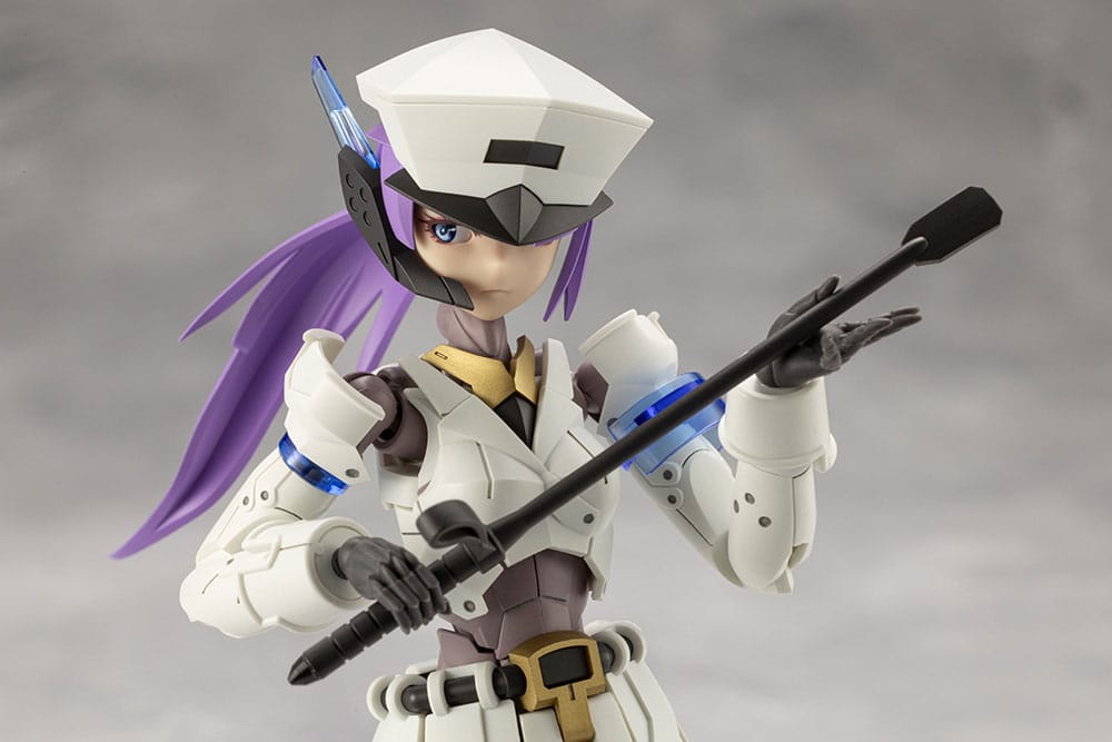 Megalomaria Unlimited Universe Plastic Model Kit Vanguard Leader 16 cm