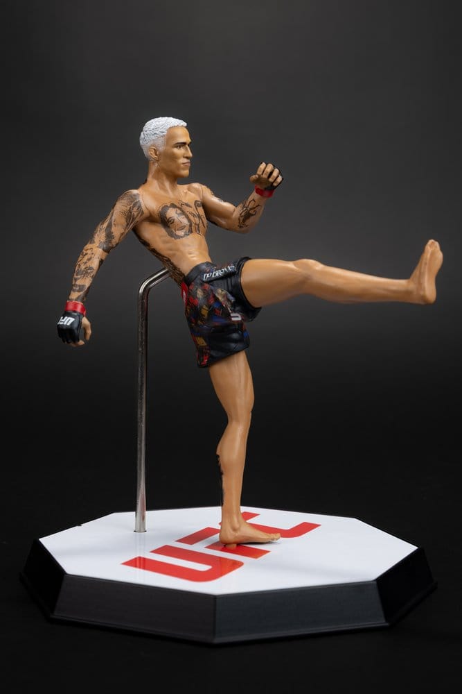 UFC Posed PVC Statue Charles Oliveira 17 cm