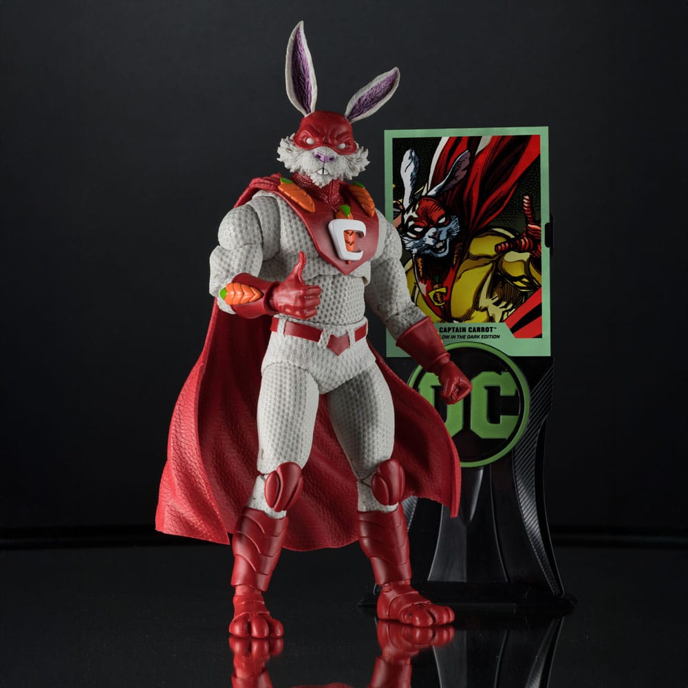 DC Multiverse Action Figure Captain Carrot (Justice League Incarnate) Glow In The Dark Edition (Gold Label) 18 cm