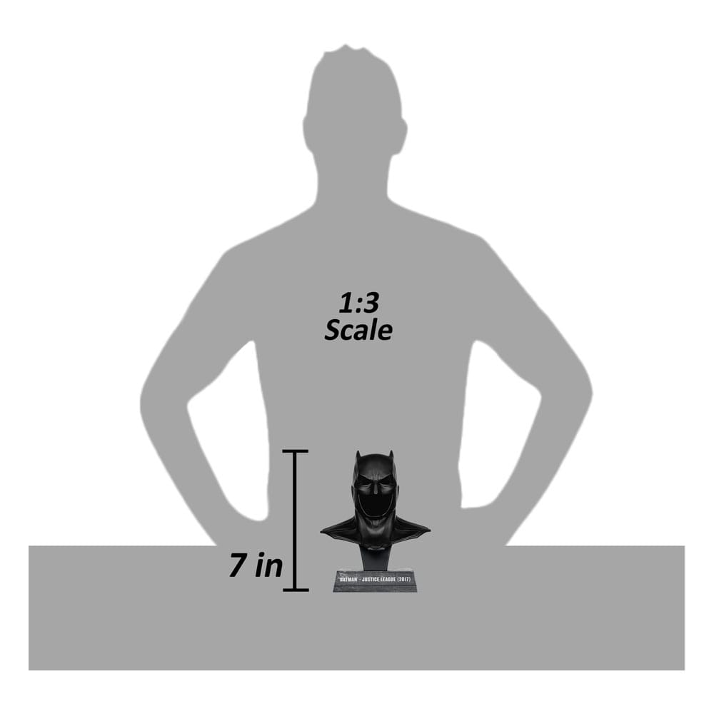 Batman DC Direct Mini Replica 1/3 Batman Cowl (Justice League Tactical Suit) 19 cm