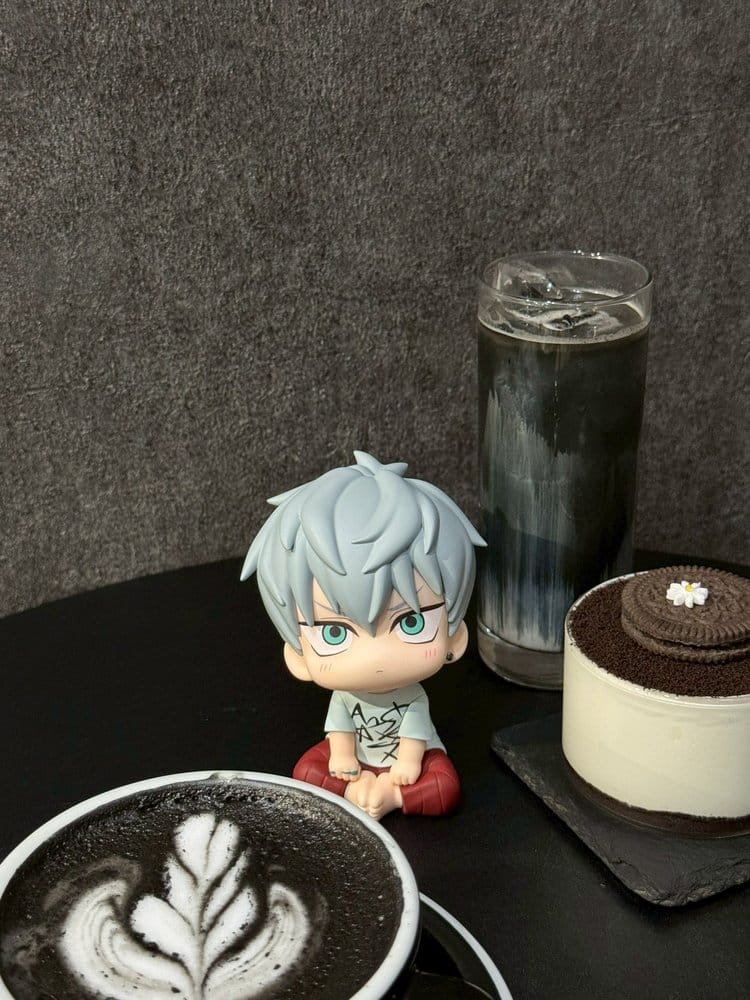 Alien Stage Look Up PVC Figure Till 11 cm