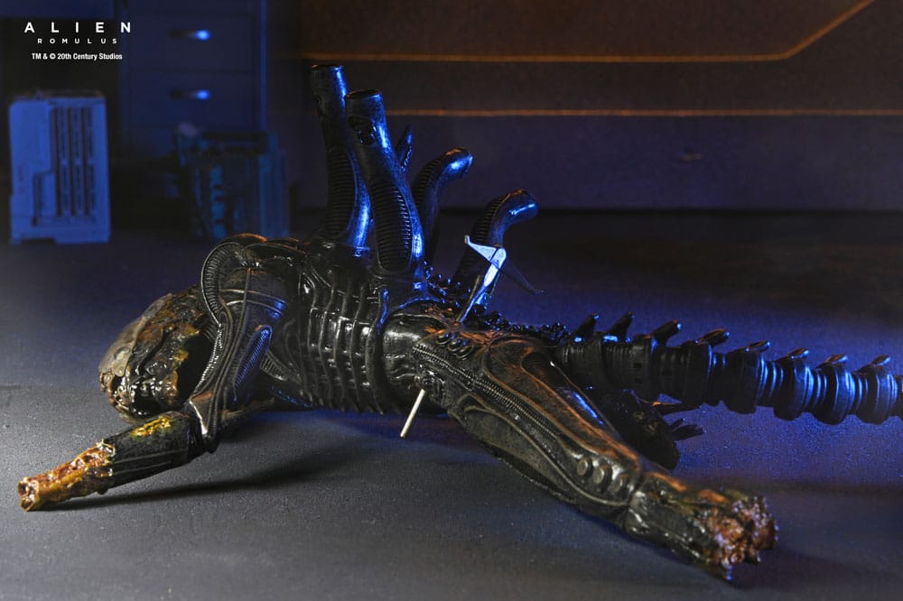 Alien: Romulus Action Figure Deluxe Suspended Lab Xenomorph XX121 18 cm