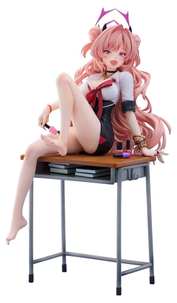 Blue Archive PVC Figure 1/7 Kirara Memorial Lobby Ver. 27 cm