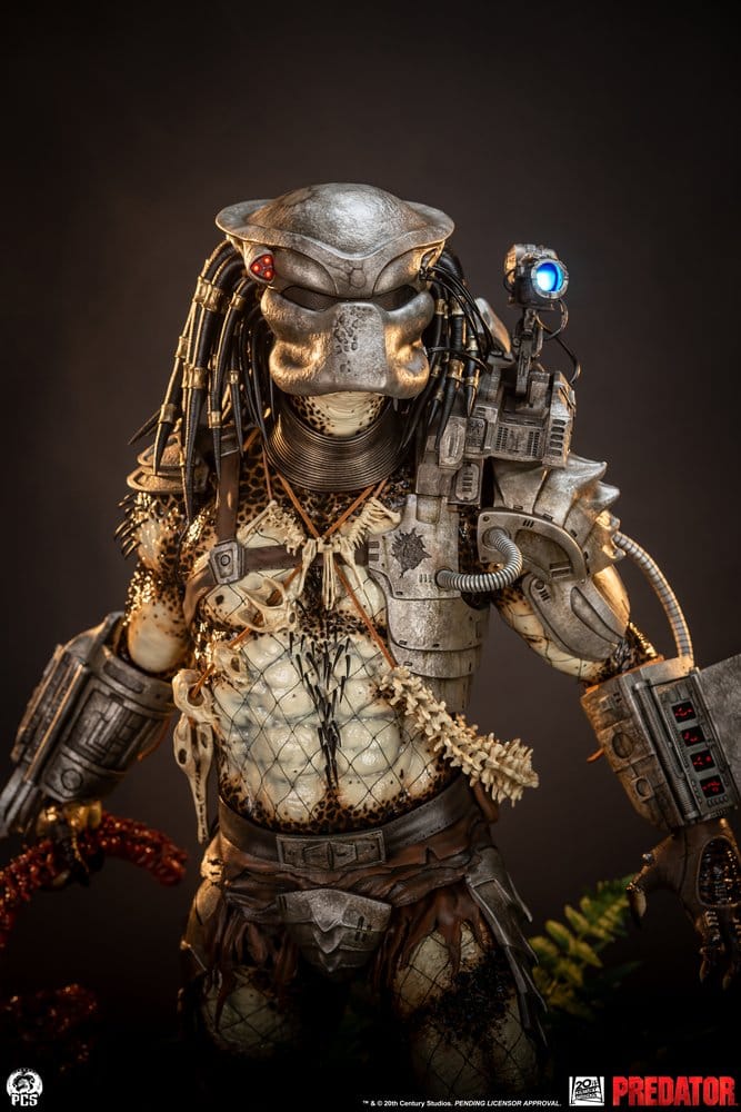 Predator Statue 1/2 Predator 117 cm