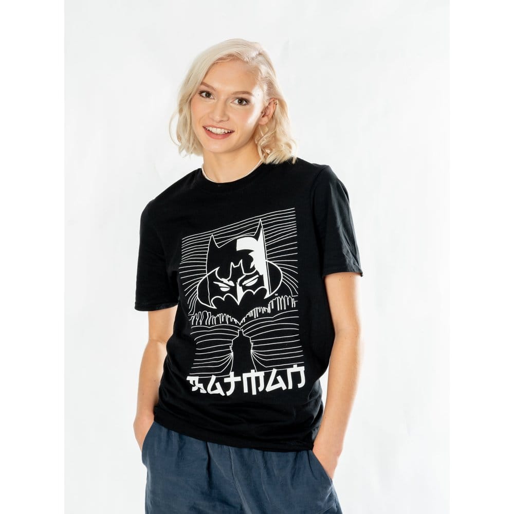 DC Comics T-Shirt Batman Anime City Size L