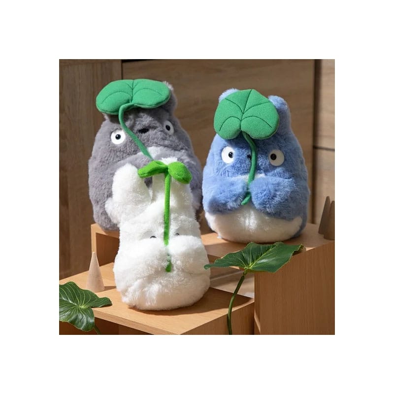 My Neighbor Totoro Nakayoshi Plush Figure Small Totoro with Leaf 19 cm