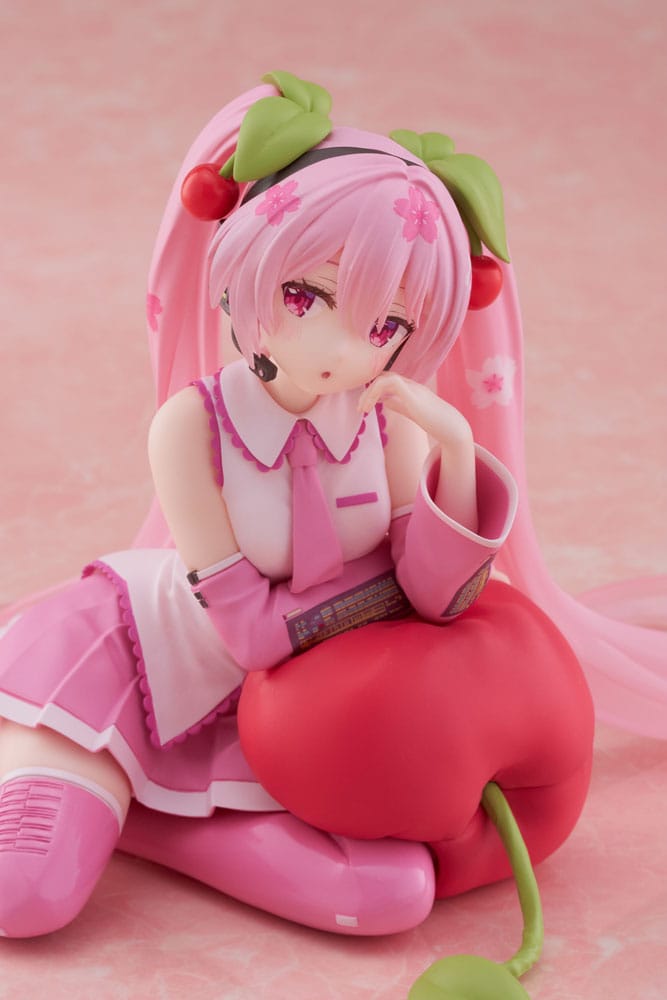 Hatsune Miku PVC Statue Desktop Cute Figure Sakura Miku Cherry Cushion Ver. 13 cm