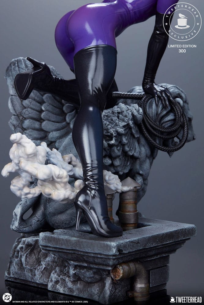 DC Comics Maquette 1/6 Catwoman (Purple Edition) 35 cm