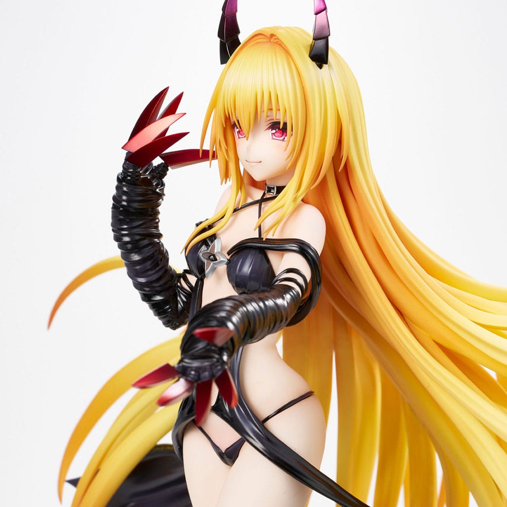 To Love-Ru Darkness PVC Statue 1/6 Golden Darkness Darkness Ver. 30 cm