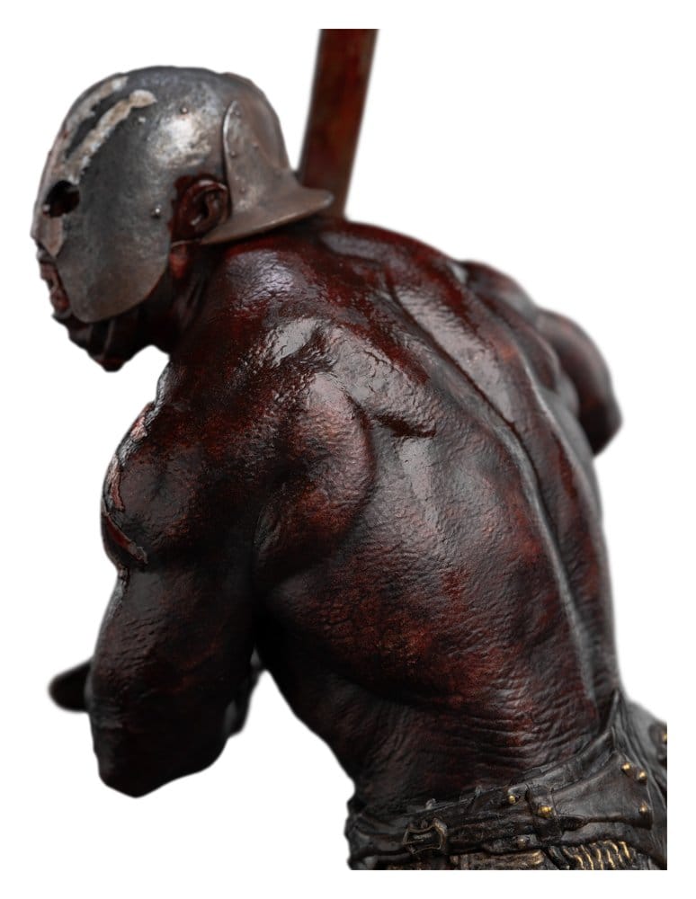 The Lord of the Rings Mini Statue Uruk-hai Berserker 24 cm