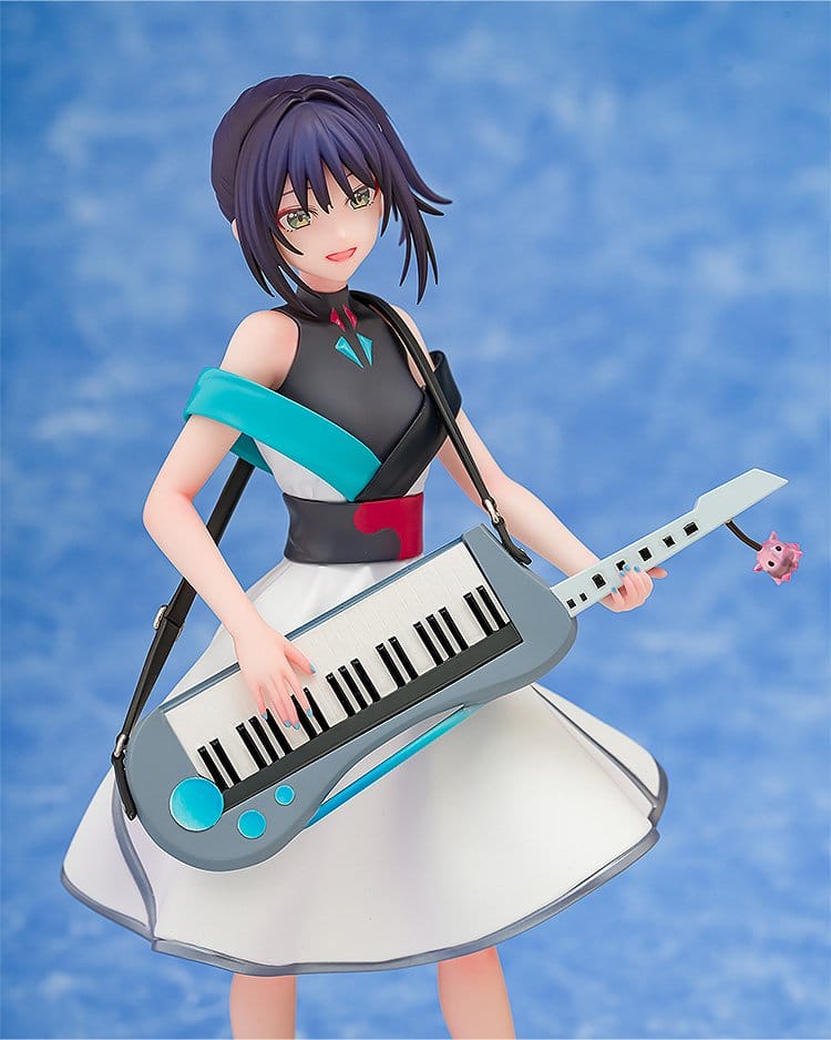 Cosmic Princess Kaguya! PVC Figure Iroha Sakayori: Collaboration Concert Ver. 17 cm