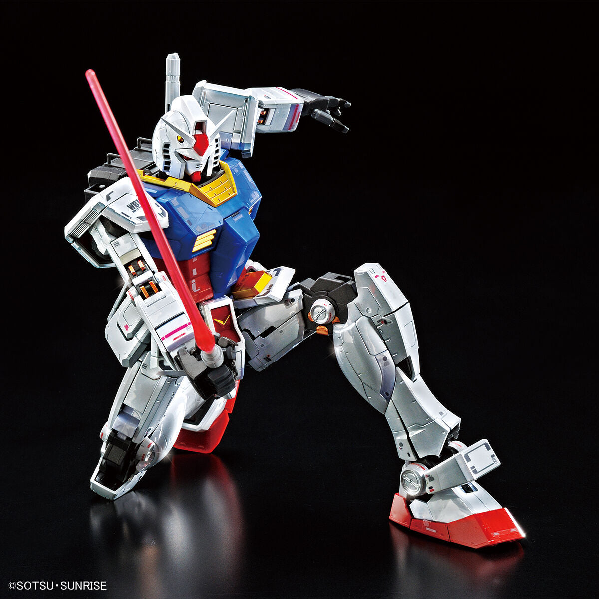 MG 1/100 Gundam Base Limited RX-78-2 Gundam Ver.3.0 [Titanium Finish] *PRE-ORDER*