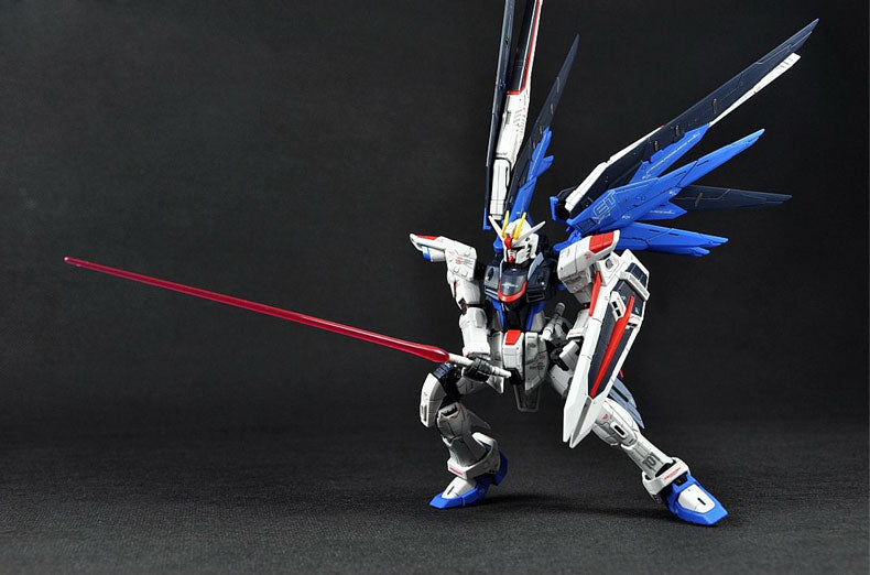 RG Gundam ZGMF-X10A Freedom 1/144 - gundam-store.dk