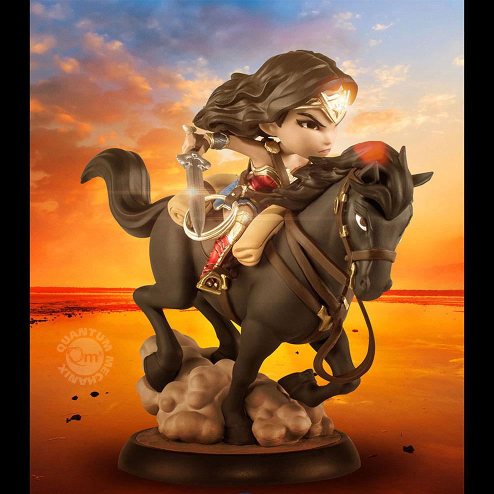 Wonder Woman Movie Q-Fig MAX Figure Wonder Woman 15 cm - Damaged packaging